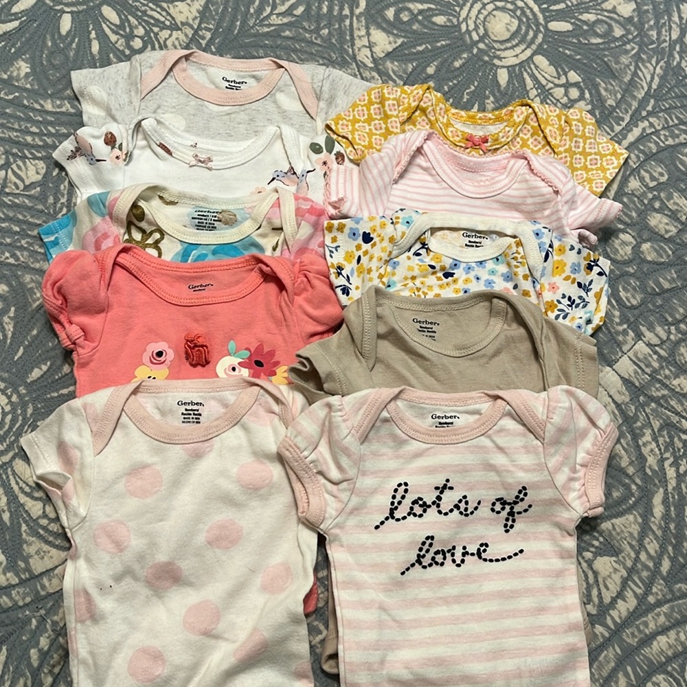 Gerber newborn onesies